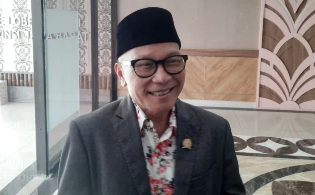 Ketua DPRD Jawa Barat Buky Wibawa Karya Guna.