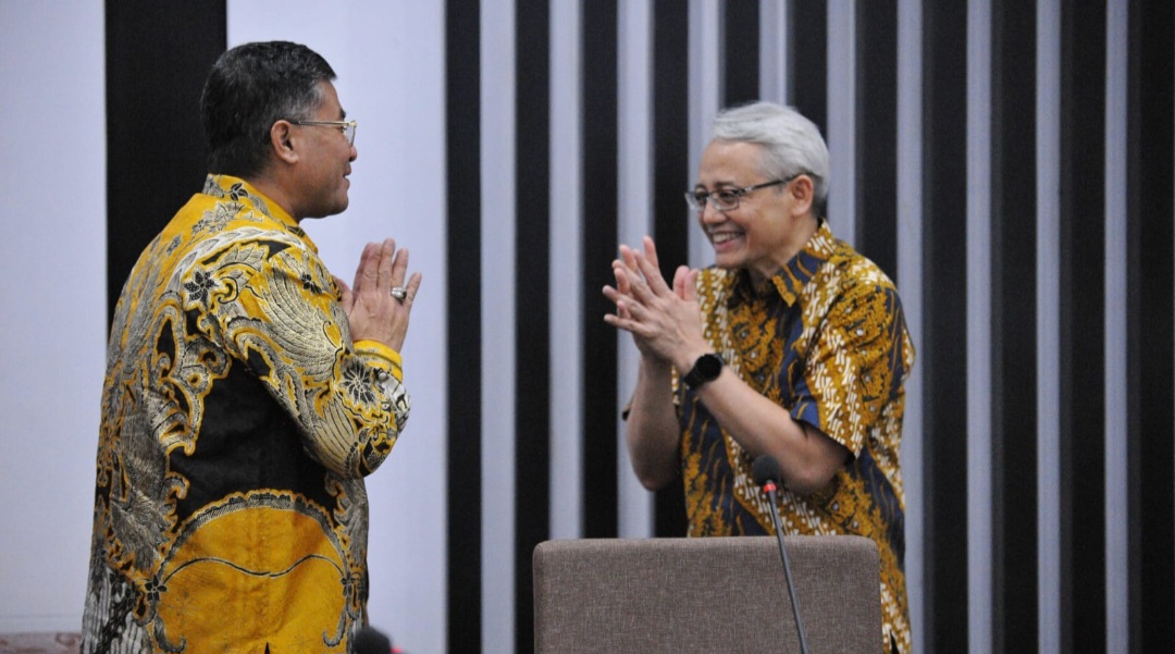 Wakil Gubernur Jawa Barat Erwan Setiawan bertemu dengan Sekretaris Jenderal Kementerian Kesehatan di Kantor Dinas Kesehatan Jawa Barat, Kota Bandung, Jumat (25/9/2026).