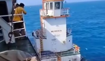Berpegangan pada Triplek di Laut, Riyanda Selamat dari Kapal Virgo Transport 8