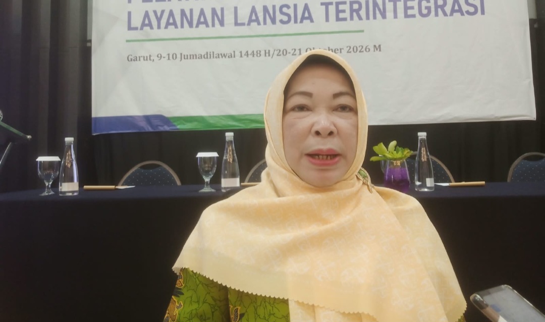 Eti Nurul Hayati, Ketua PD ‘Aisyiyah Kabupaten Garut.